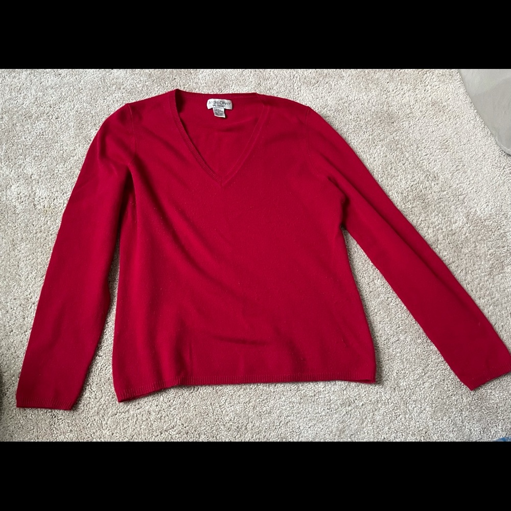100% Cashmere Sweater